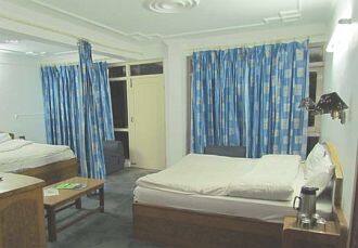 Hotel Holiday Inn, Patnitop 3